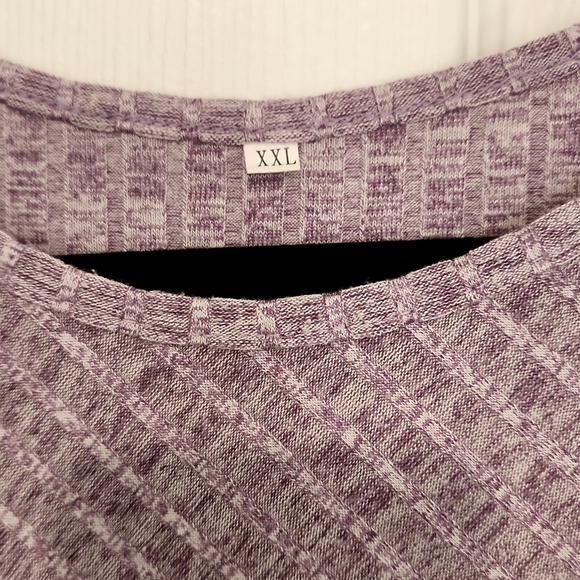 Fuschia textured tunic - Picture 3 of 4
